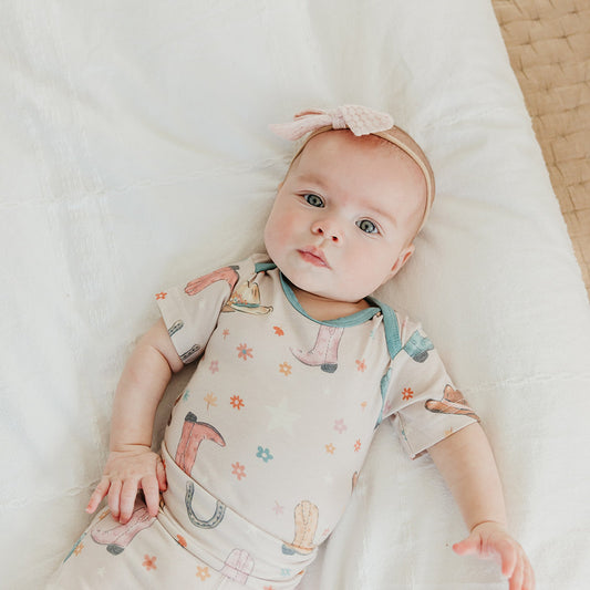 Short Sleeve Bodysuit - Cheyenne